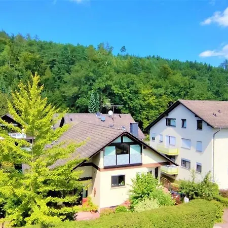 Πανσιόν Ramona - Garni 3*