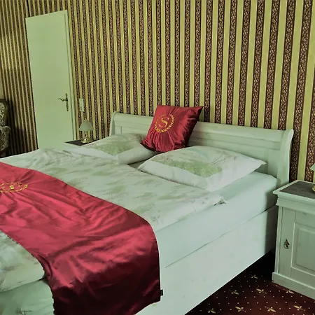 Πανσιόν Ramona - Garni 3*